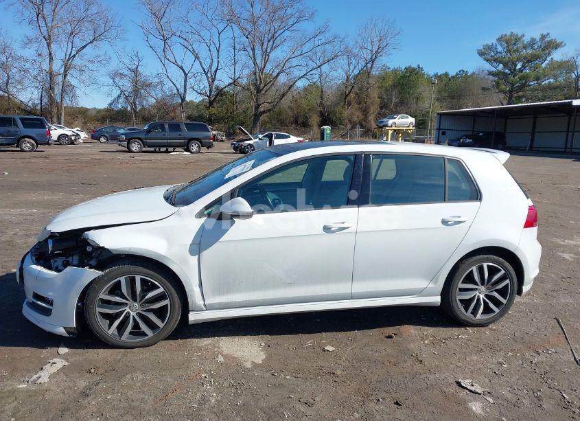 Photo 14 of 2015 Volkswagen Golf TSI SE 4-DOOR (VIN 3VW217AU0FM004844)