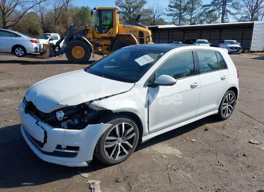 Photo 2 of 2015 Volkswagen Golf TSI SE 4-DOOR (VIN 3VW217AU0FM004844)