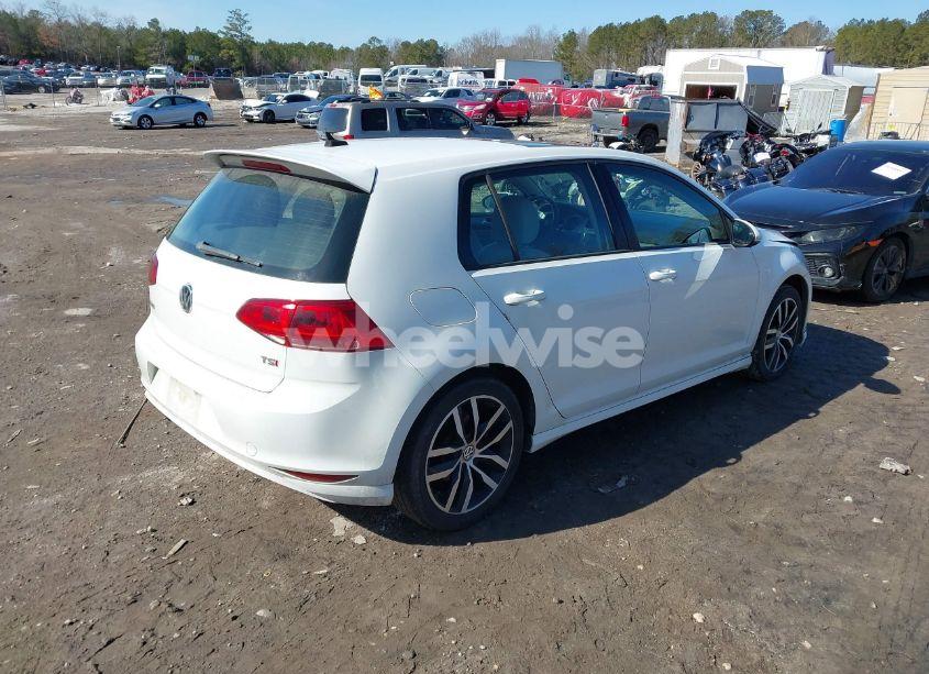 Photo 4 of 2015 Volkswagen Golf TSI SE 4-DOOR (VIN 3VW217AU0FM004844)