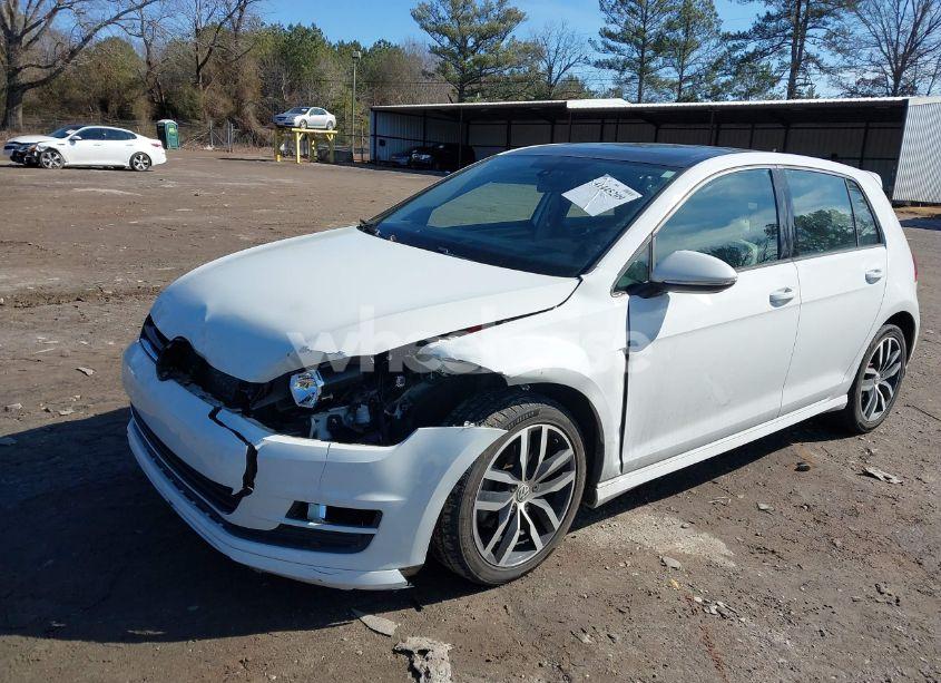 Photo 6 of 2015 Volkswagen Golf TSI SE 4-DOOR (VIN 3VW217AU0FM004844)