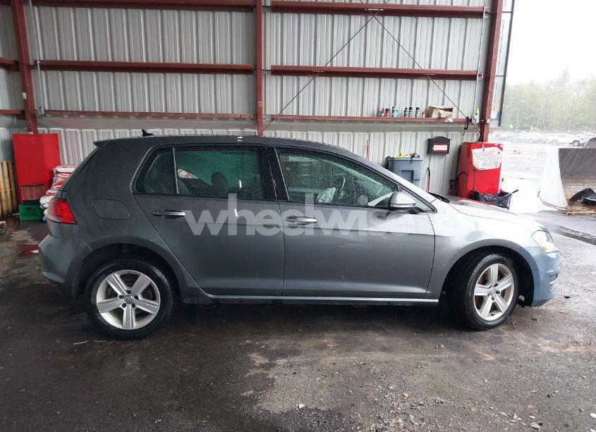 Photo 14 of 2017 Volkswagen Golf TSI S 4-DOOR/TSI SE 4-DOOR/TSI SEL 4-DOOR/TSI WOLFSBURG EDITION 4-DOOR (VIN 3VW217AU0HM015992)