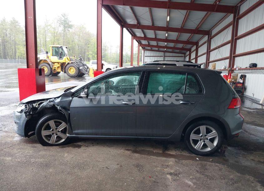 Photo 15 of 2017 Volkswagen Golf TSI S 4-DOOR/TSI SE 4-DOOR/TSI SEL 4-DOOR/TSI WOLFSBURG EDITION 4-DOOR (VIN 3VW217AU0HM015992)