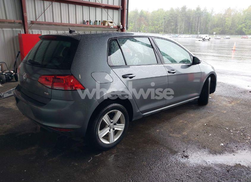 Photo 4 of 2017 Volkswagen Golf TSI S 4-DOOR/TSI SE 4-DOOR/TSI SEL 4-DOOR/TSI WOLFSBURG EDITION 4-DOOR (VIN 3VW217AU0HM015992)