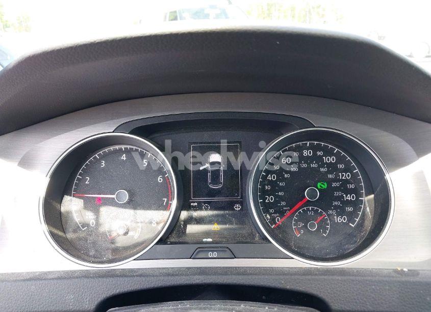 Photo 7 of 2017 Volkswagen Golf TSI S 4-DOOR/TSI SE 4-DOOR/TSI SEL 4-DOOR/TSI WOLFSBURG EDITION 4-DOOR (VIN 3VW217AU0HM015992)