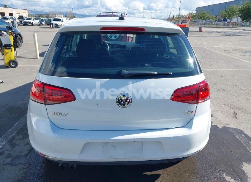 Photo 16 of 2015 Volkswagen Golf TSI SE 4-DOOR (VIN 3VW217AU1FM025251)