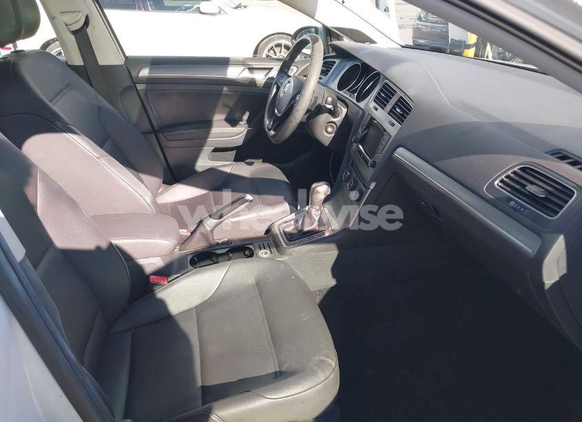 Photo 5 of 2015 Volkswagen Golf TSI SE 4-DOOR (VIN 3VW217AU1FM025251)