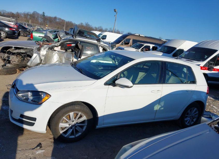 Photo 14 of 2015 Volkswagen Golf TSI S 4-DOOR (VIN 3VW217AU1FM029073)