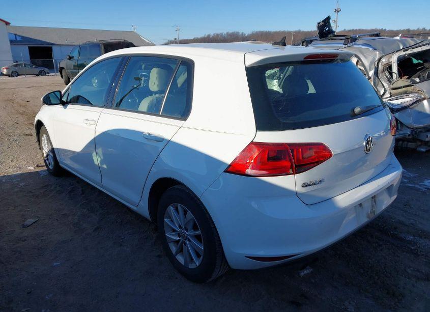 Photo 3 of 2015 Volkswagen Golf TSI S 4-DOOR (VIN 3VW217AU1FM029073)