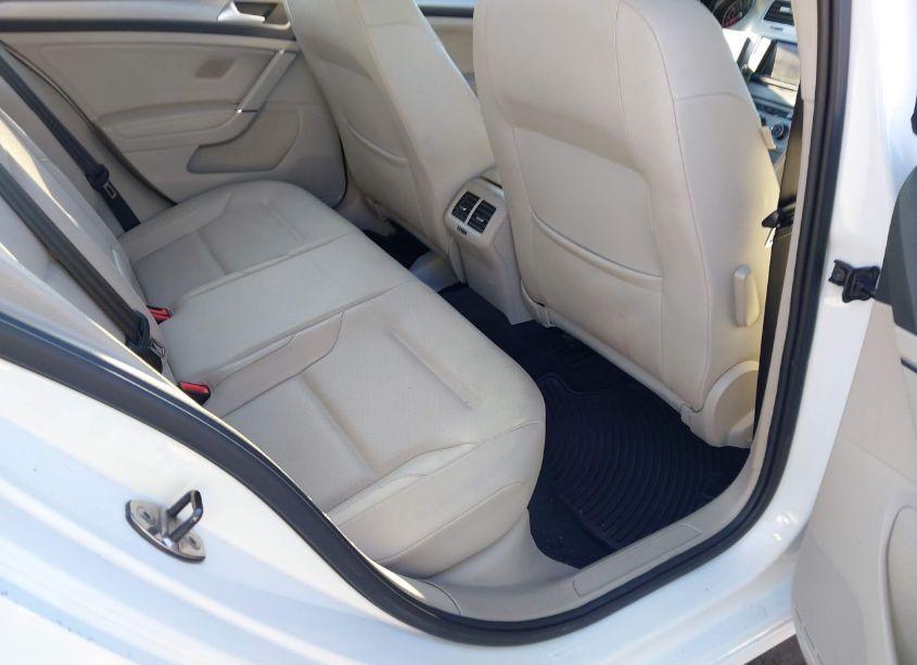 Photo 8 of 2015 Volkswagen Golf TSI S 4-DOOR (VIN 3VW217AU1FM029073)