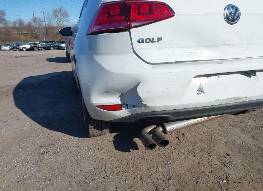 Photo 6 of 2015 Volkswagen Golf TSI S 4-DOOR (VIN 3VW217AU2FM008765)