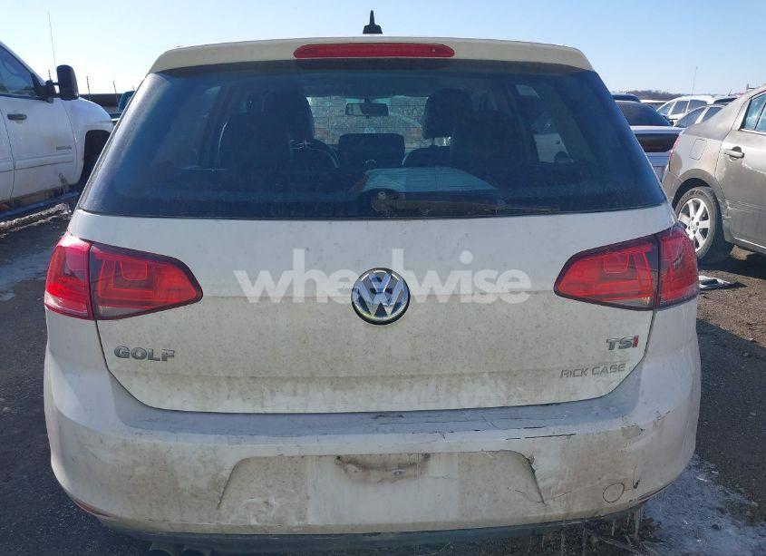 Photo 16 of 2015 Volkswagen Golf TSI SE 4-DOOR (VIN 3VW217AU2FM029793)