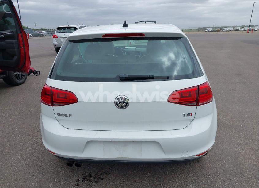 Photo 16 of 2015 Volkswagen Golf TSI S 4-DOOR (VIN 3VW217AU2FM032970)