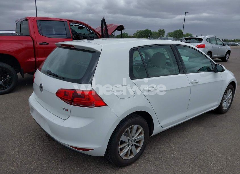 Photo 4 of 2015 Volkswagen Golf TSI S 4-DOOR (VIN 3VW217AU2FM032970)