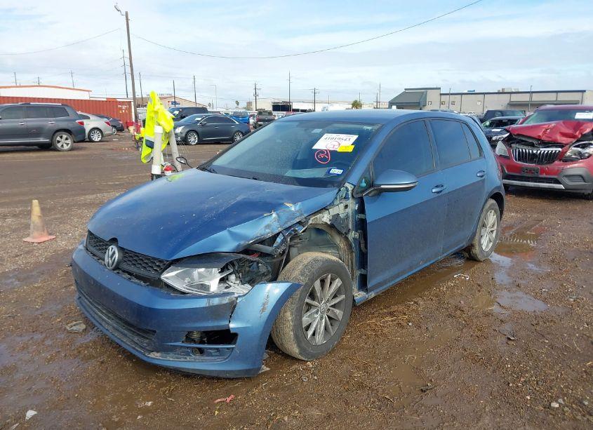 Photo 2 of 2016 Volkswagen Golf TSI S 4-DOOR (VIN 3VW217AU2GM039869)