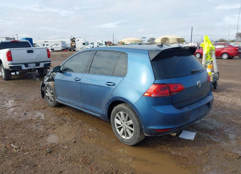 Photo 3 of 2016 Volkswagen Golf TSI S 4-DOOR (VIN 3VW217AU2GM039869)