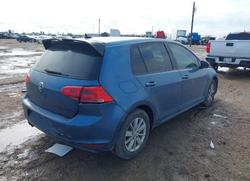 Photo 4 of 2016 Volkswagen Golf TSI S 4-DOOR (VIN 3VW217AU2GM039869)