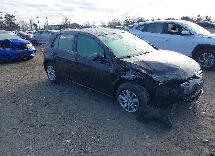 2017 Volkswagen Golf TSI S 4-DOOR (VIN 3VW217AU2HM006145) main photo