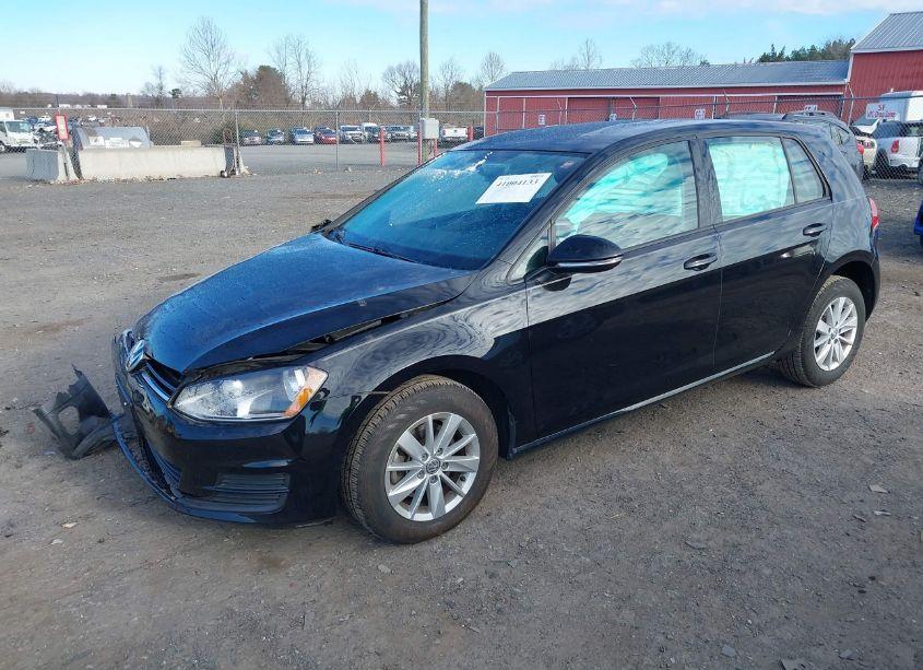 Photo 2 of 2017 Volkswagen Golf TSI S 4-DOOR (VIN 3VW217AU2HM006145)