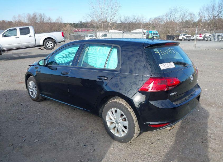 Photo 3 of 2017 Volkswagen Golf TSI S 4-DOOR (VIN 3VW217AU2HM006145)