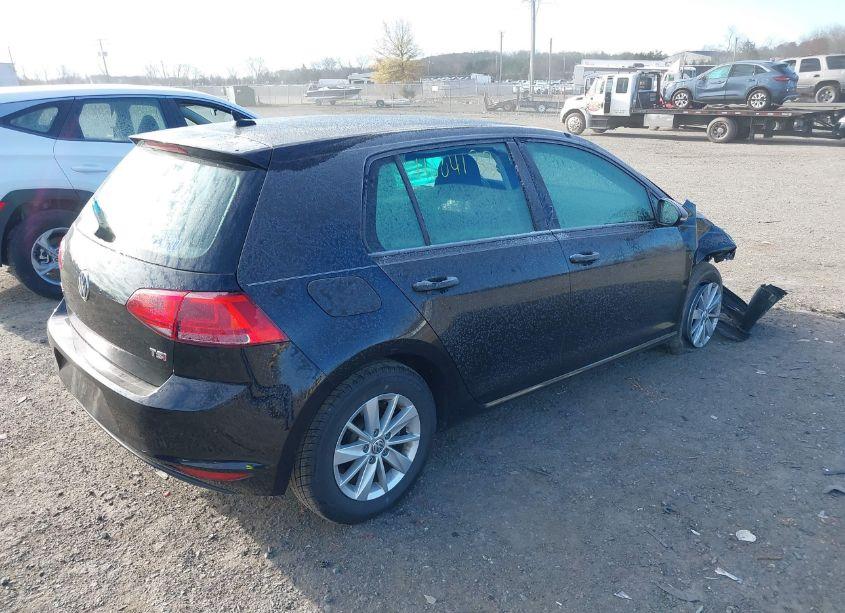 Photo 4 of 2017 Volkswagen Golf TSI S 4-DOOR (VIN 3VW217AU2HM006145)
