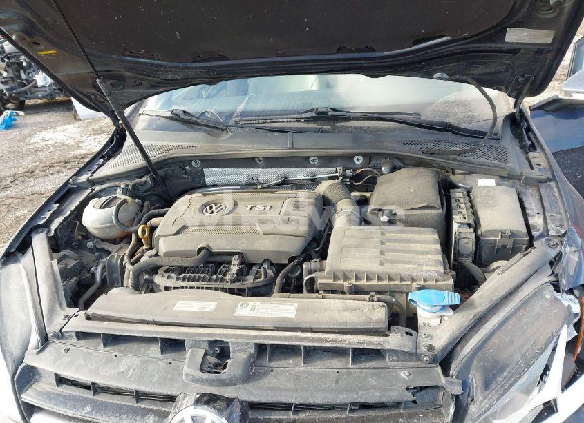 Photo 10 of 2017 Volkswagen Golf TSI S 4-DOOR/TSI SE 4-DOOR/TSI SEL 4-DOOR/TSI WOLFSBURG EDITION 4-DOOR (VIN 3VW217AU2HM009028)