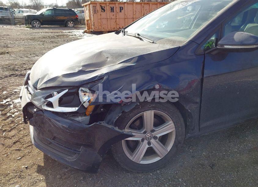 Photo 17 of 2017 Volkswagen Golf TSI S 4-DOOR/TSI SE 4-DOOR/TSI SEL 4-DOOR/TSI WOLFSBURG EDITION 4-DOOR (VIN 3VW217AU2HM009028)