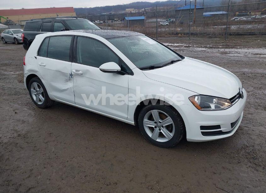 2017 Volkswagen Golf TSI S 4-DOOR/TSI SE 4-DOOR/TSI SEL 4-DOOR/TSI WOLFSBURG EDITION 4-DOOR (VIN 3VW217AU2HM019610) main photo