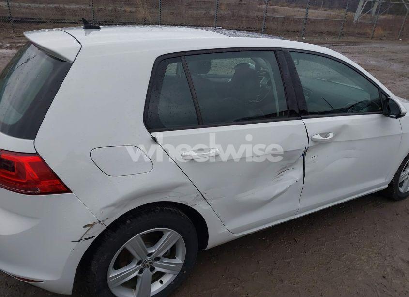 Photo 6 of 2017 Volkswagen Golf TSI S 4-DOOR/TSI SE 4-DOOR/TSI SEL 4-DOOR/TSI WOLFSBURG EDITION 4-DOOR (VIN 3VW217AU2HM019610)