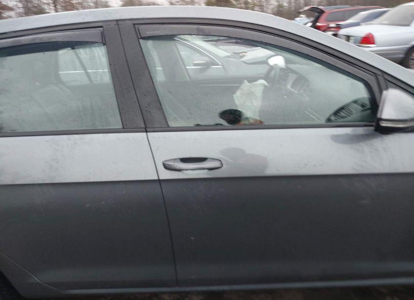 Photo 13 of 2017 Volkswagen Golf TSI S 4-DOOR/TSI SE 4-DOOR/TSI SEL 4-DOOR/TSI WOLFSBURG EDITION 4-DOOR (VIN 3VW217AU2HM039792)