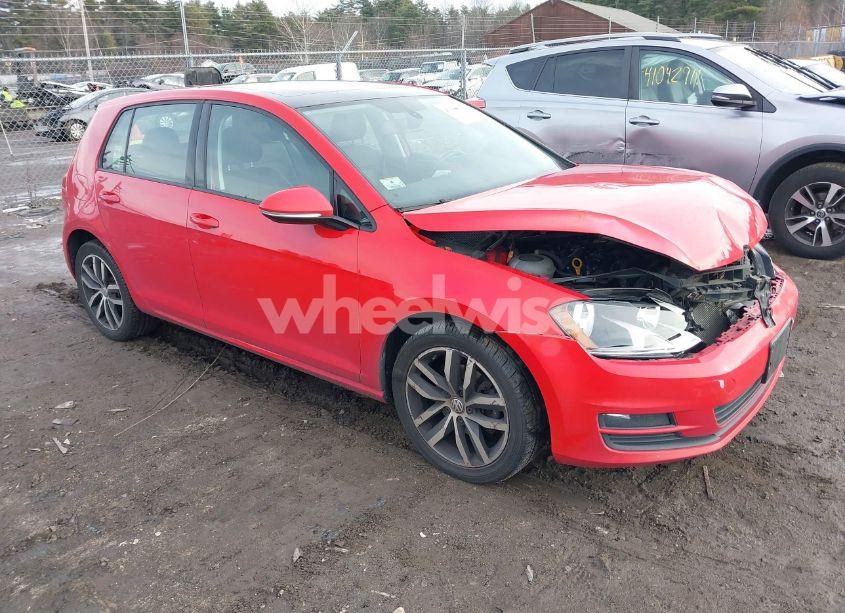 2017 Volkswagen Golf TSI S 4-DOOR/TSI SE 4-DOOR/TSI SEL 4-DOOR/TSI WOLFSBURG EDITION 4-DOOR (VIN 3VW217AU2HM040103) main photo
