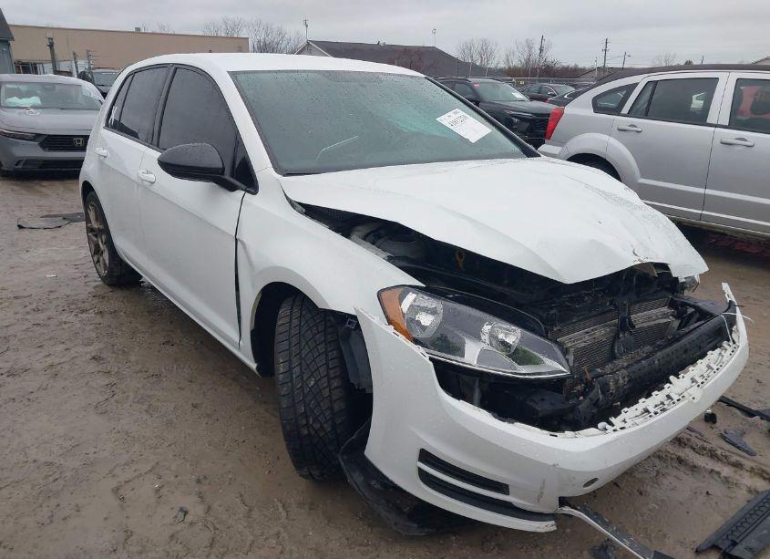 2017 Volkswagen Golf TSI S 4-DOOR/TSI SE 4-DOOR/TSI SEL 4-DOOR/TSI WOLFSBURG EDITION 4-DOOR (VIN 3VW217AU2HM071335) main photo
