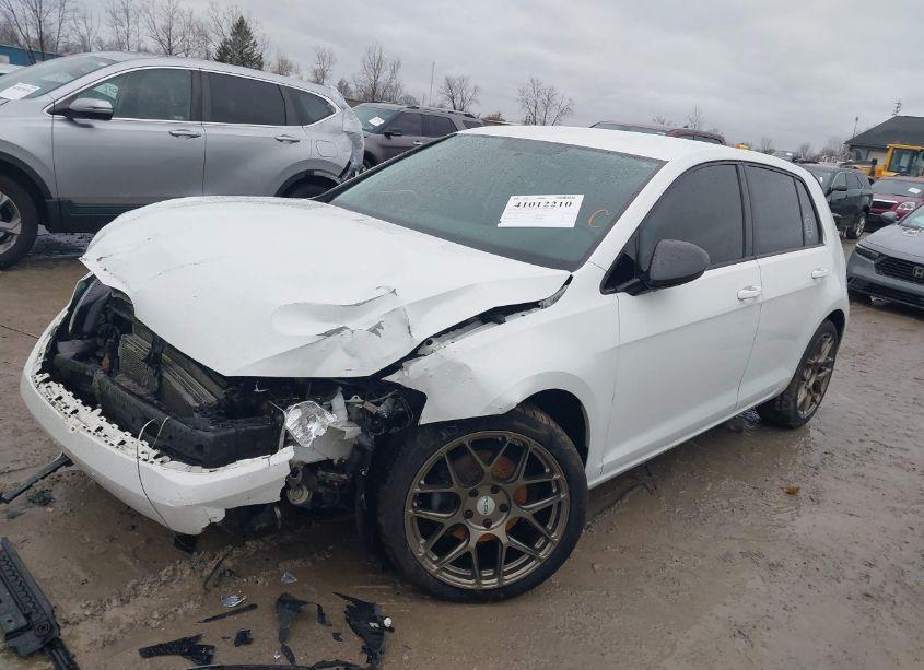 Photo 2 of 2017 Volkswagen Golf TSI S 4-DOOR/TSI SE 4-DOOR/TSI SEL 4-DOOR/TSI WOLFSBURG EDITION 4-DOOR (VIN 3VW217AU2HM071335)