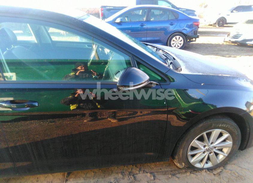 Photo 13 of 2015 Volkswagen Golf TSI S 4-DOOR (VIN 3VW217AU3FM009164)