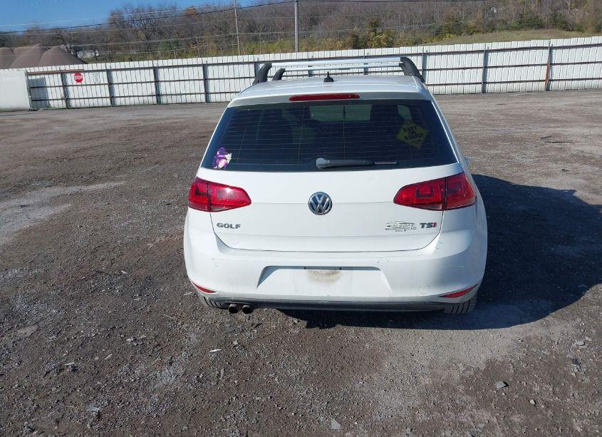 Photo 16 of 2015 Volkswagen Golf TSI S 4-DOOR (VIN 3VW217AU3FM009388)