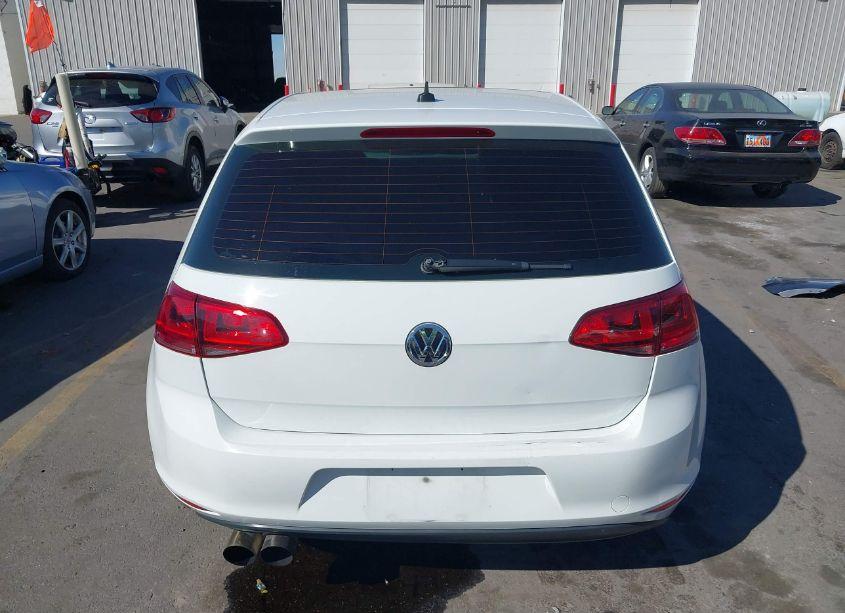 Photo 16 of 2015 Volkswagen Golf TSI SE 4-DOOR (VIN 3VW217AU3FM043038)