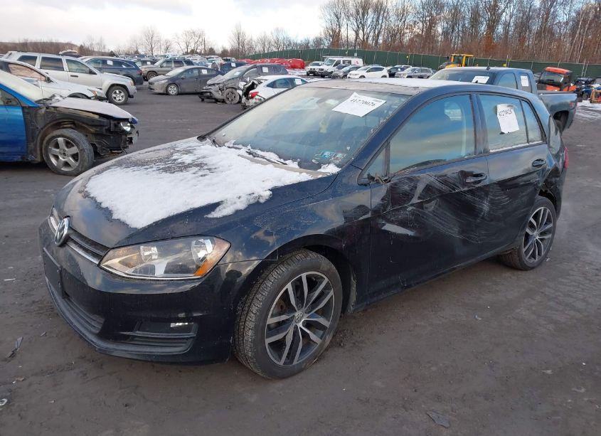Photo 2 of 2016 Volkswagen Golf TSI S 4-DOOR/TSI SE 4-DOOR/TSI SEL 4-DOOR (VIN 3VW217AU3GM029142)