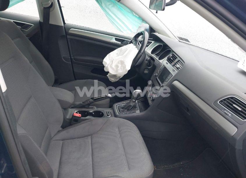 Photo 5 of 2017 Volkswagen Golf TSI S 4-DOOR/TSI SE 4-DOOR/TSI SEL 4-DOOR/TSI WOLFSBURG EDITION 4-DOOR (VIN 3VW217AU3HM035489)