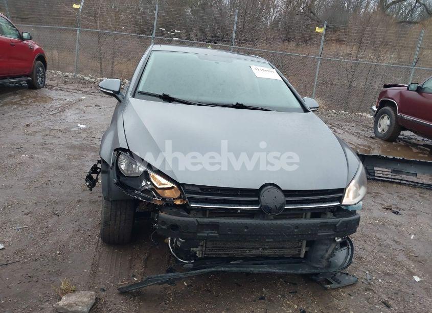 Photo 12 of 2015 Volkswagen Golf TSI S 4-DOOR (VIN 3VW217AU4FM032954)