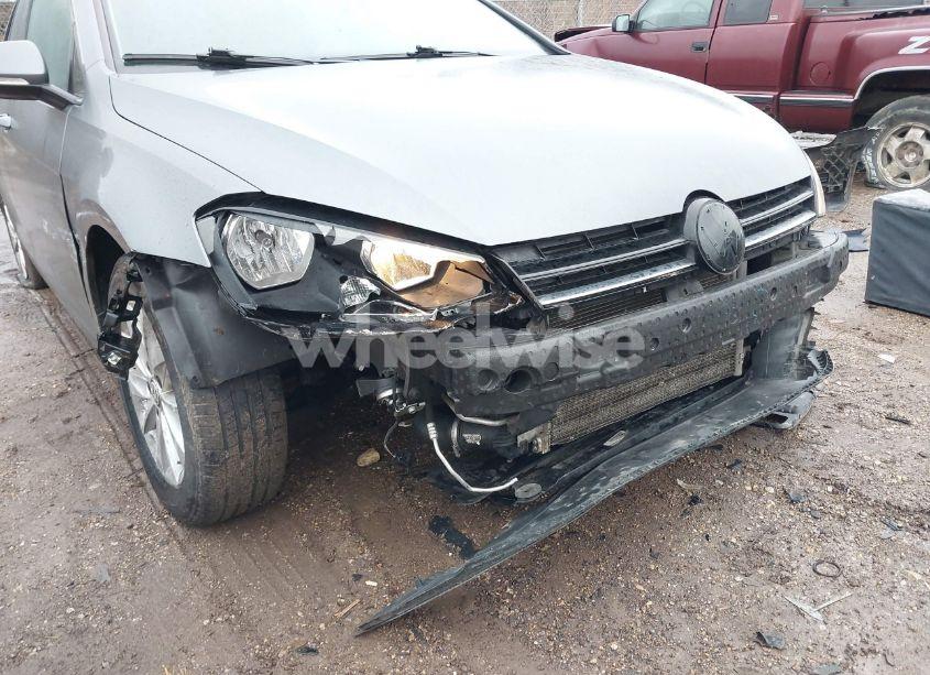 Photo 6 of 2015 Volkswagen Golf TSI S 4-DOOR (VIN 3VW217AU4FM032954)