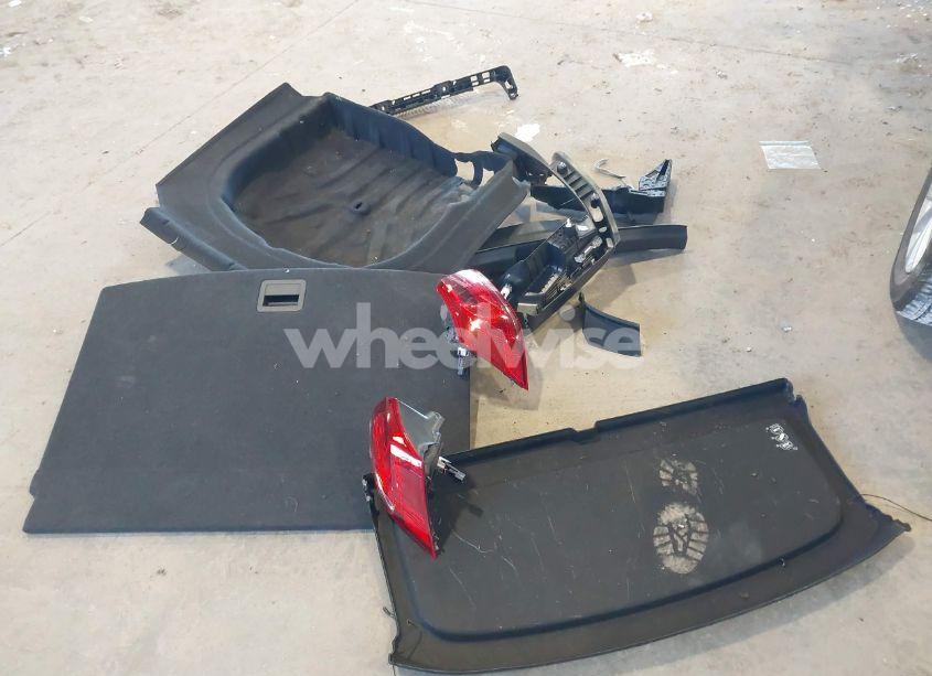 Photo 12 of 2017 Volkswagen Golf TSI S 4-DOOR (VIN 3VW217AU4HM006079)