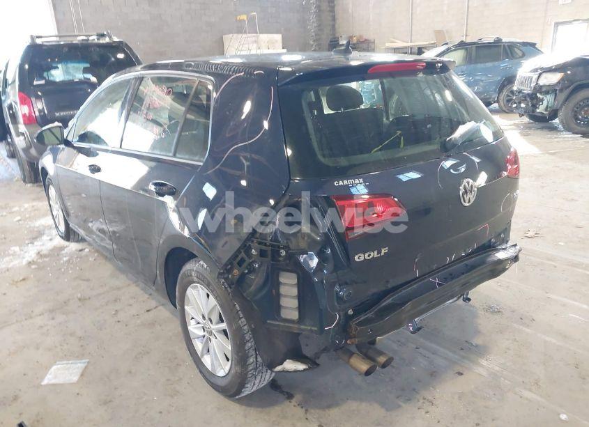 Photo 3 of 2017 Volkswagen Golf TSI S 4-DOOR (VIN 3VW217AU4HM006079)