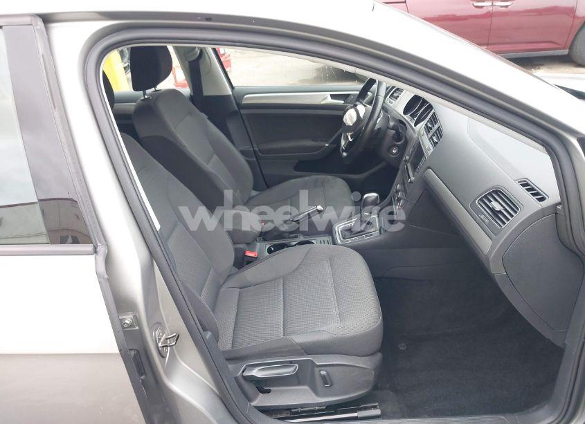 Photo 5 of 2017 Volkswagen Golf TSI S 4-DOOR/TSI SE 4-DOOR/TSI SEL 4-DOOR/TSI WOLFSBURG EDITION 4-DOOR (VIN 3VW217AU4HM025599)