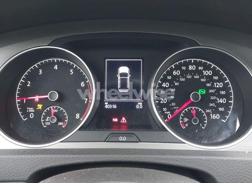 Photo 7 of 2017 Volkswagen Golf TSI S 4-DOOR/TSI SE 4-DOOR/TSI SEL 4-DOOR/TSI WOLFSBURG EDITION 4-DOOR (VIN 3VW217AU4HM025599)