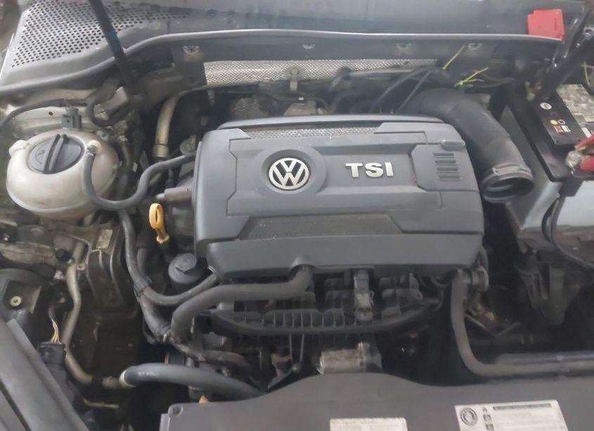 Photo 10 of 2017 Volkswagen Golf TSI S 4-DOOR/TSI SE 4-DOOR/TSI SEL 4-DOOR/TSI WOLFSBURG EDITION 4-DOOR (VIN 3VW217AU4HM065648)