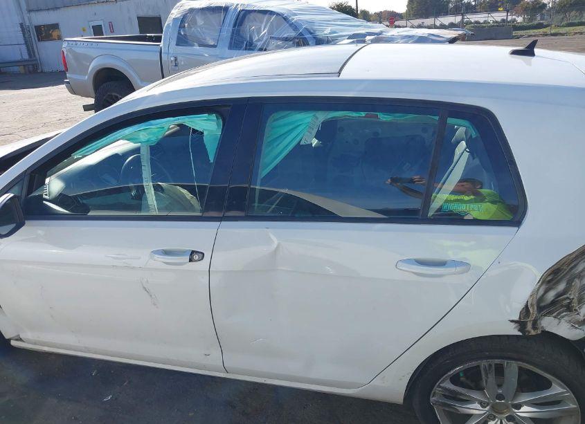 Photo 15 of 2015 Volkswagen Golf TSI SEL 4-DOOR (VIN 3VW217AU5FM007321)