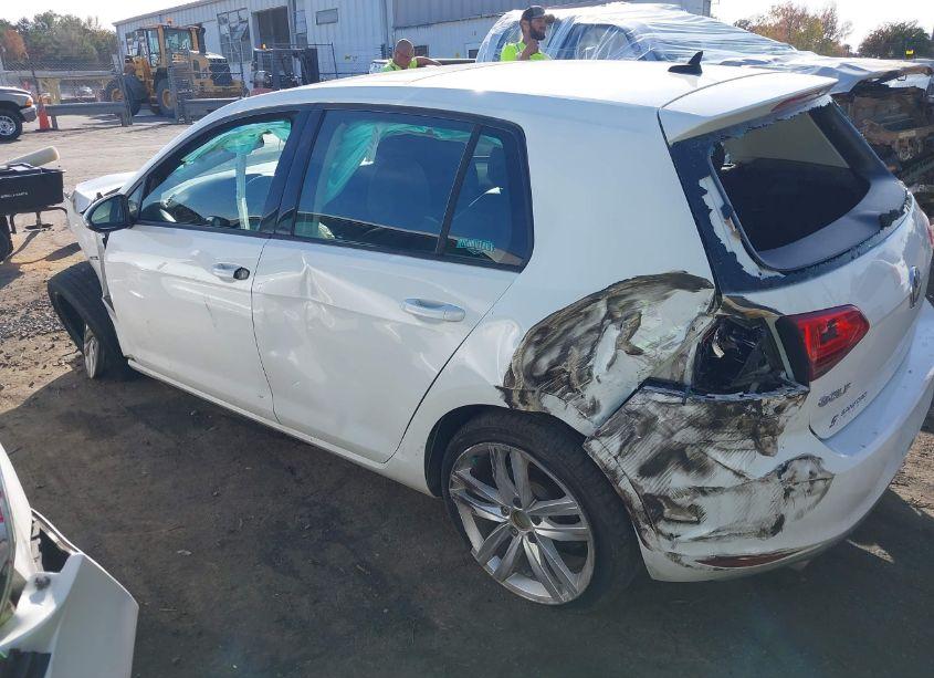 Photo 3 of 2015 Volkswagen Golf TSI SEL 4-DOOR (VIN 3VW217AU5FM007321)
