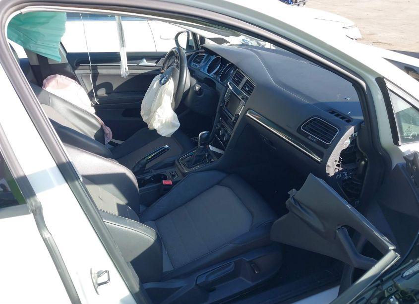 Photo 5 of 2015 Volkswagen Golf TSI SEL 4-DOOR (VIN 3VW217AU5FM007321)