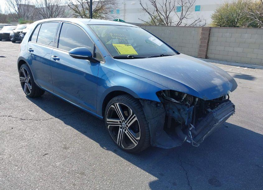 2015 Volkswagen Golf TSI S 4-DOOR (VIN 3VW217AU5FM033644) main photo