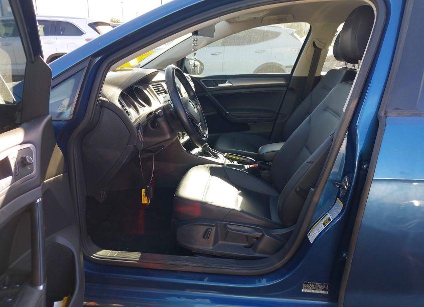 Photo 5 of 2015 Volkswagen Golf TSI S 4-DOOR (VIN 3VW217AU5FM033644)