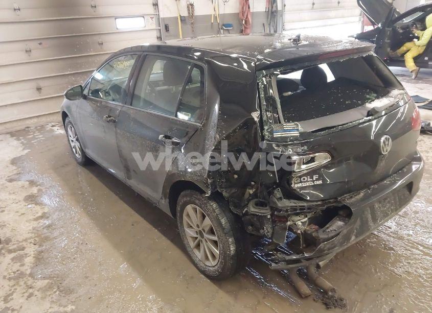 Photo 3 of 2016 Volkswagen Golf TSI S 4-DOOR (VIN 3VW217AU5GM025903)